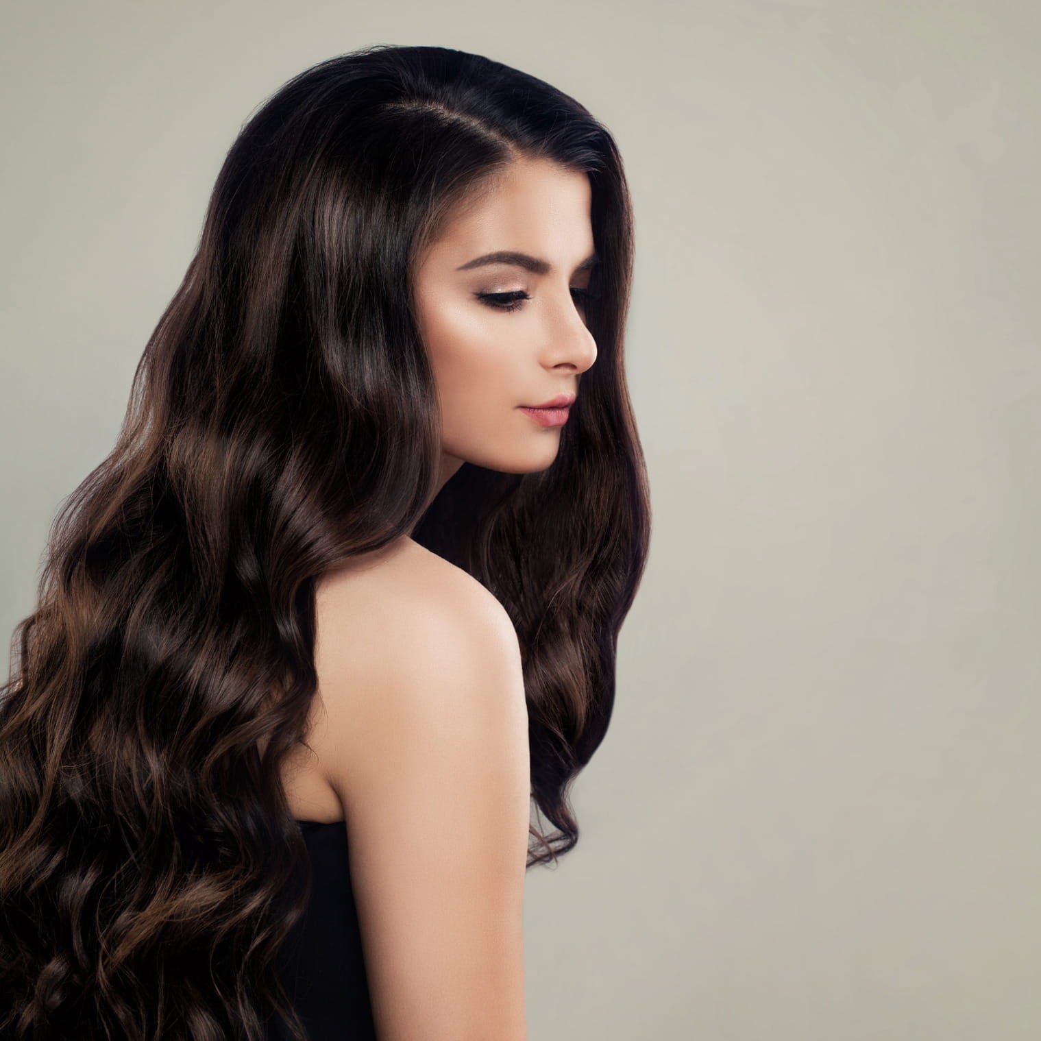 Hair Elasticity: What It Is, How to Test It, and How to Fix It