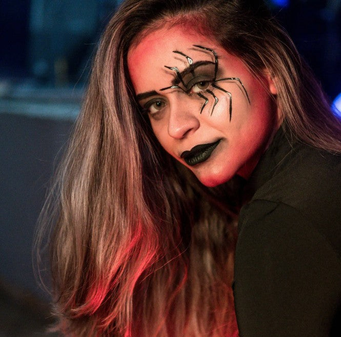 10 Spooky and Sweet Halloween Hair Looks with Colorful Extensions