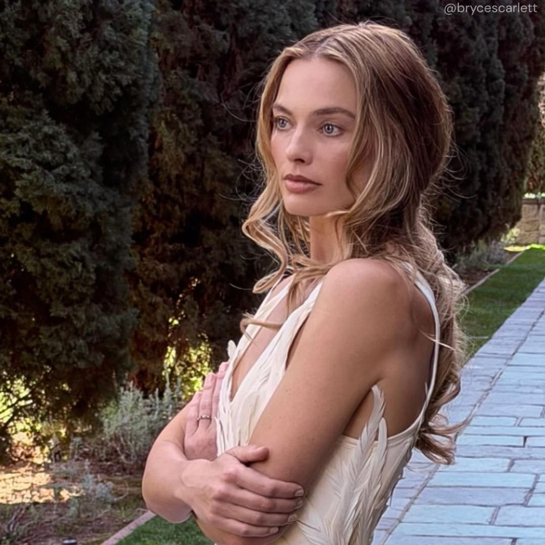 The Top 5 Most Romantic Movie Hair Moments Ever