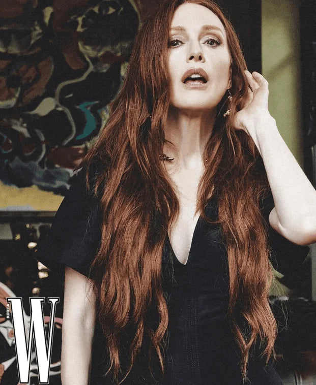 @juliannemoore styled by @halleybrisker